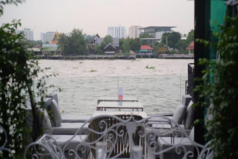 V Varee Bangkok Luaran gambar